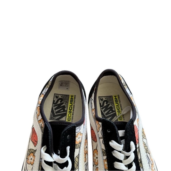 Vans Black and White Old Skool Sneakers with Floral Design Size 8 Woman’s - Picture 13 of 14